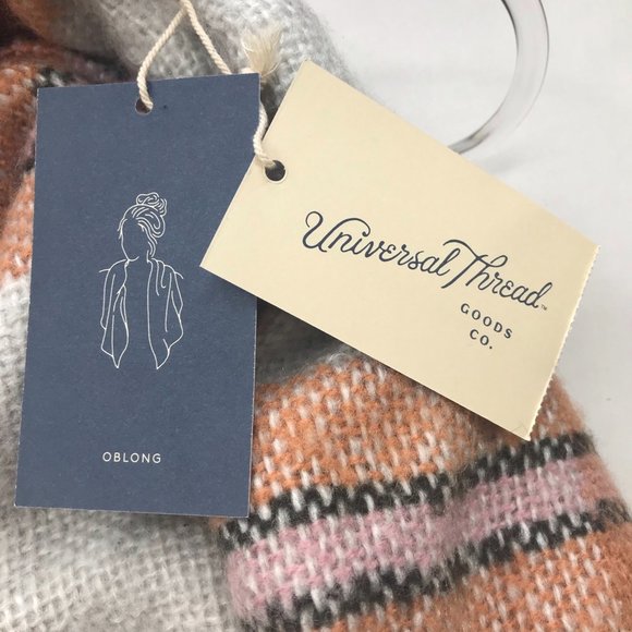 Universal Thread Women's Cream Oblong Scarf One Size New - Picture 2 of 7